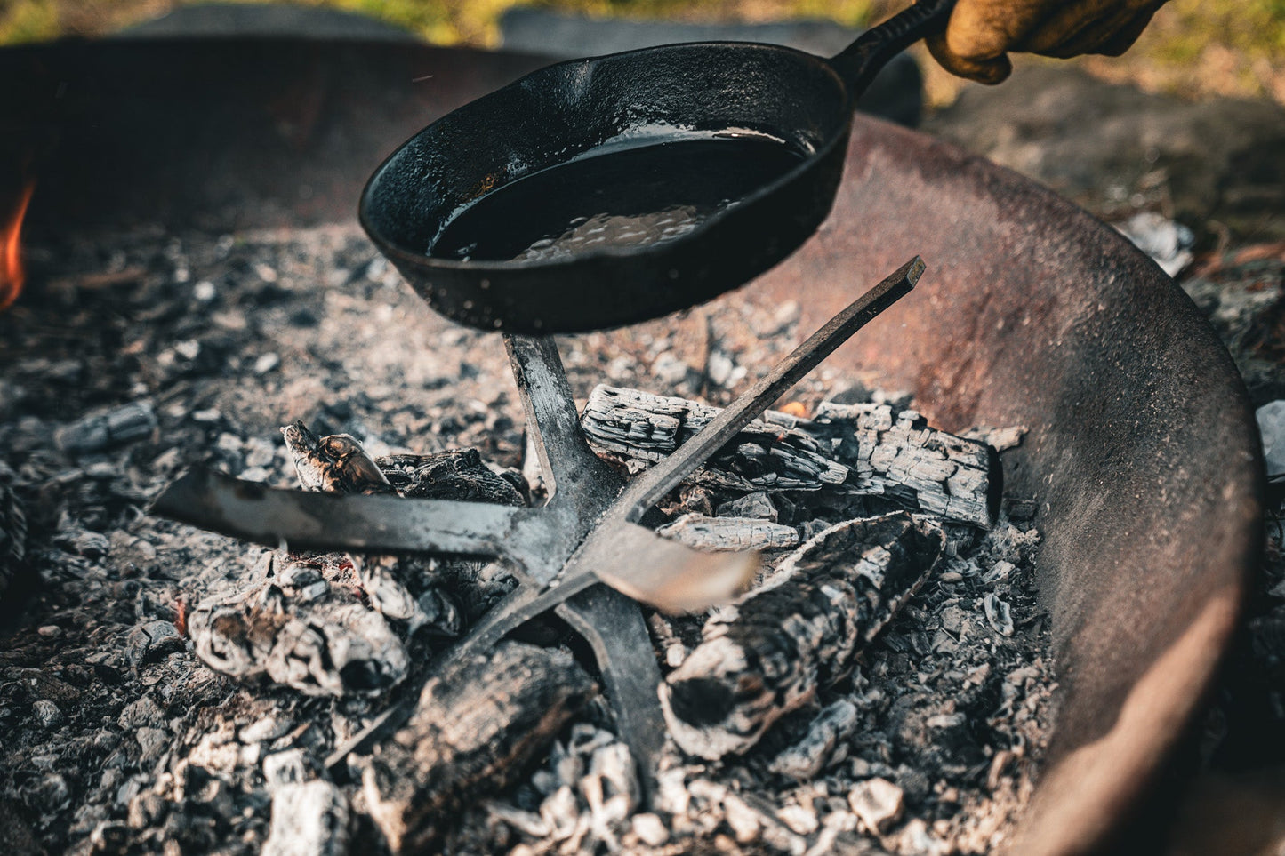 Ember Pan Stand & Grill Grate