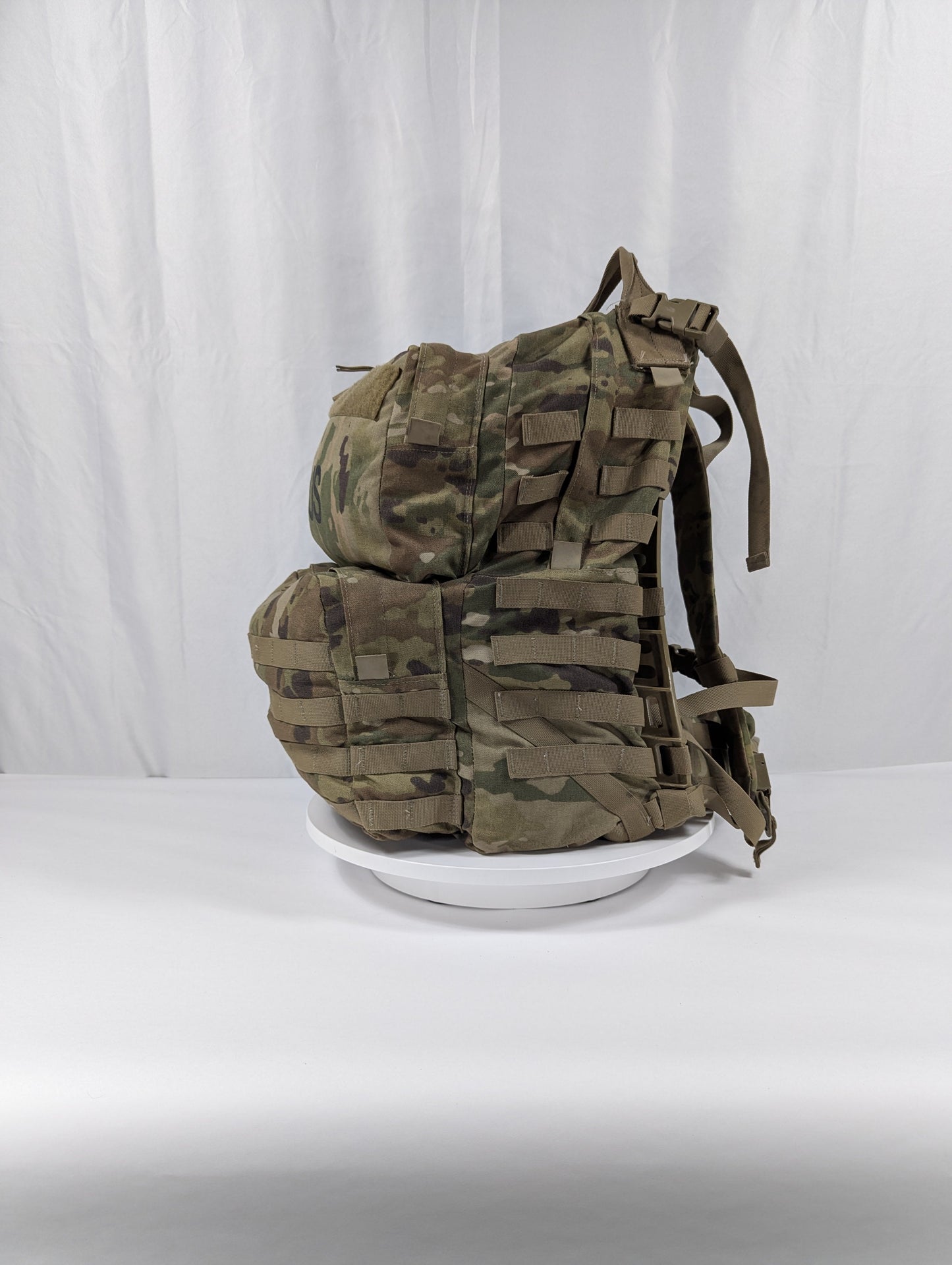U.S. Military Surplus Medium Field Pack Rucksack MOLLE II Complete - OCP/Multicam