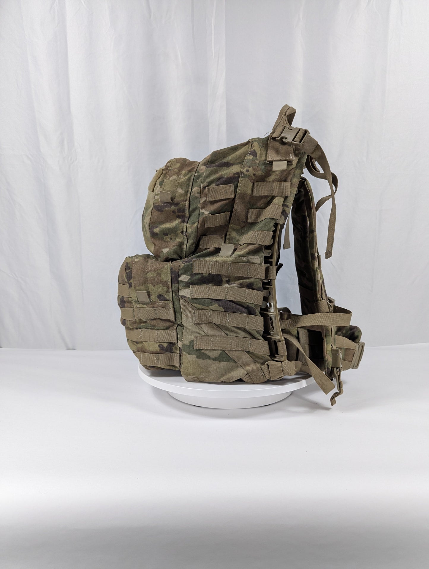 U.S. Military Surplus Medium Field Pack Rucksack MOLLE II Complete - OCP/Multicam