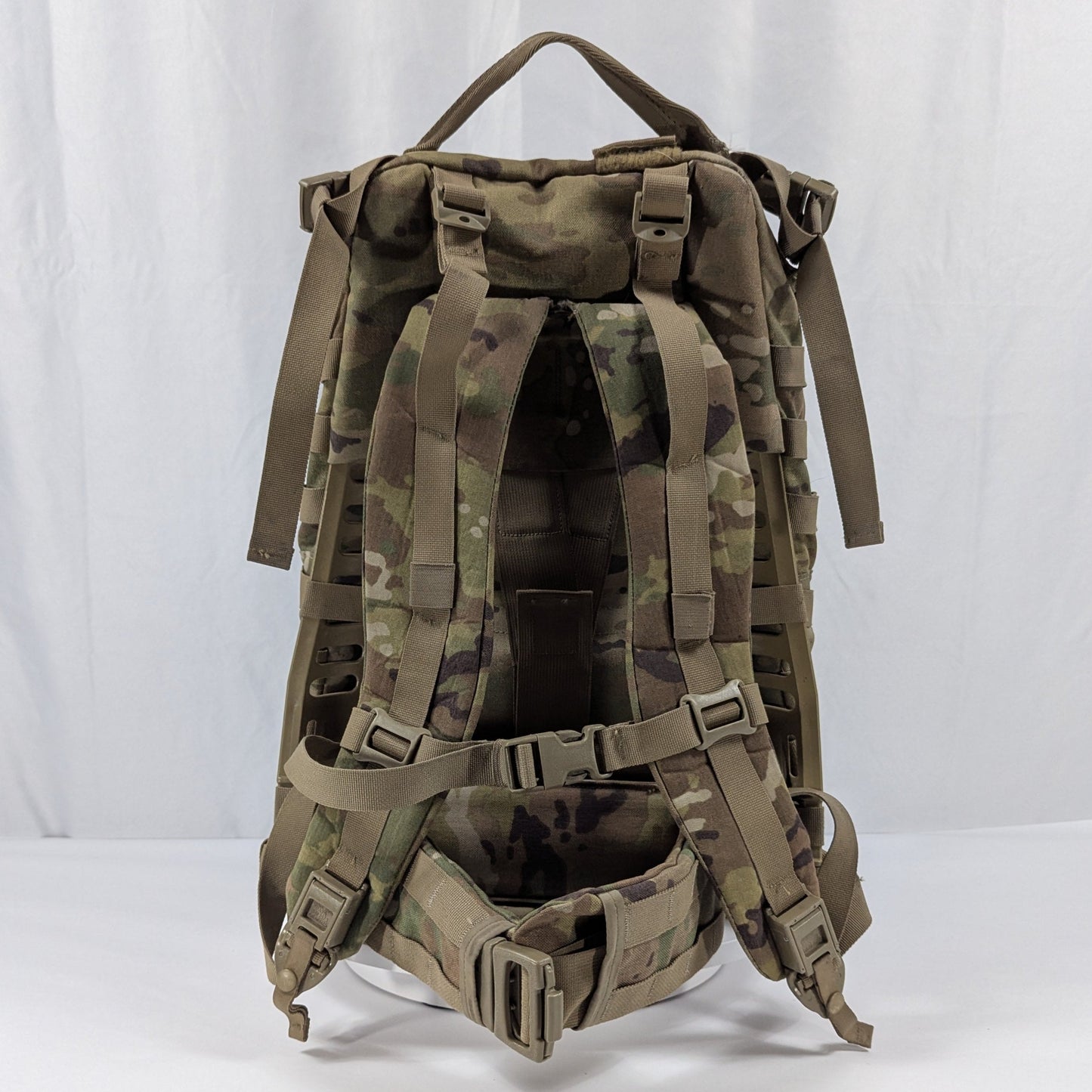 U.S. Military Surplus Medium Field Pack Rucksack MOLLE II Complete - OCP/Multicam