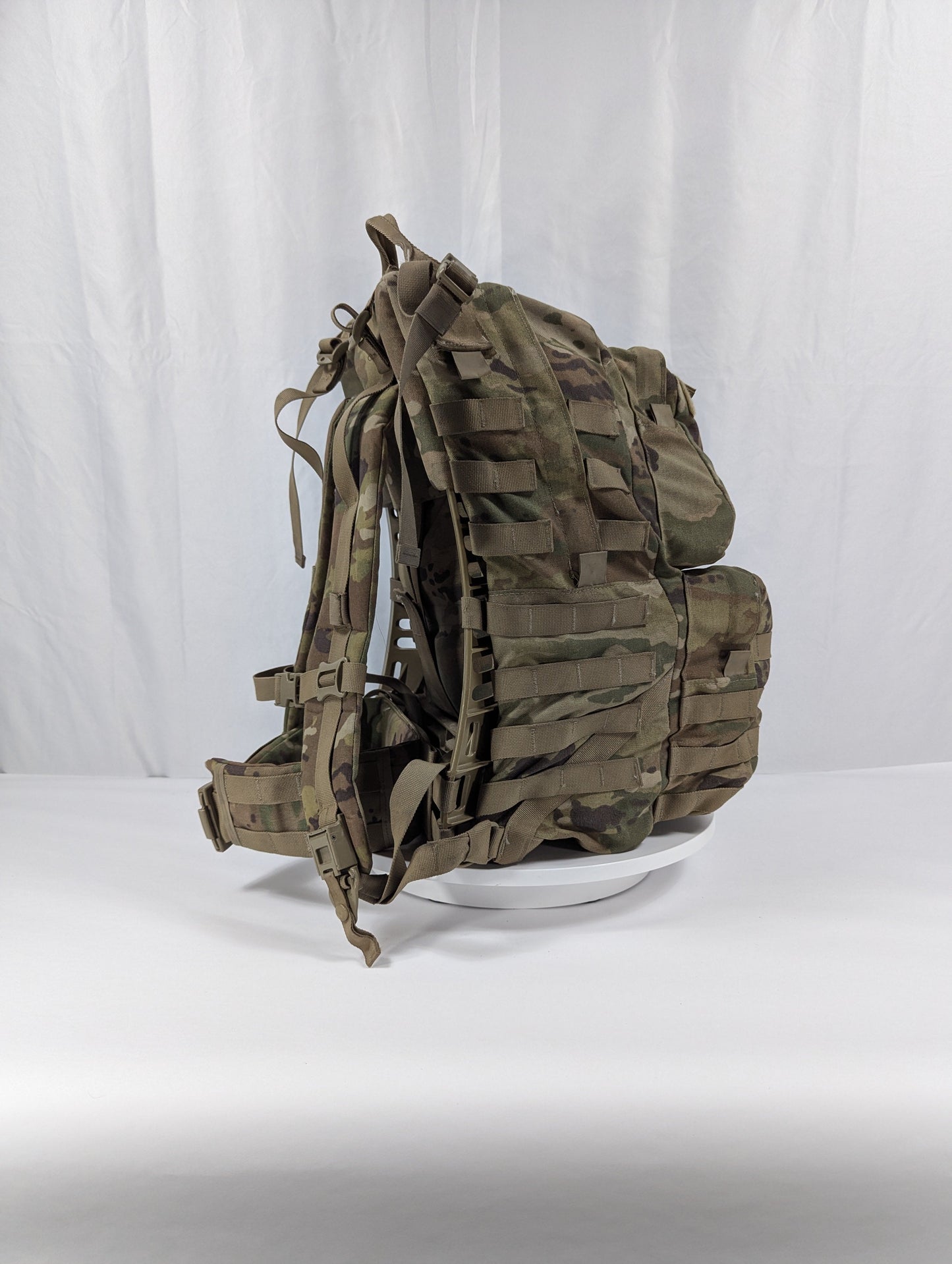 U.S. Military Surplus Medium Field Pack Rucksack MOLLE II Complete - OCP/Multicam